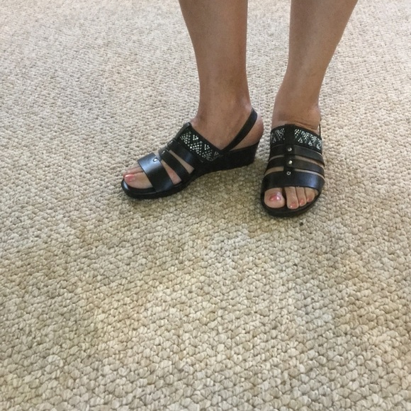 Comtesa- Black 1 1/2” Wedge Sandals - Picture 2 of 8